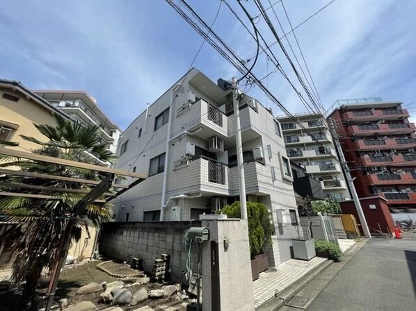 ホワイトパレスの物件外観写真